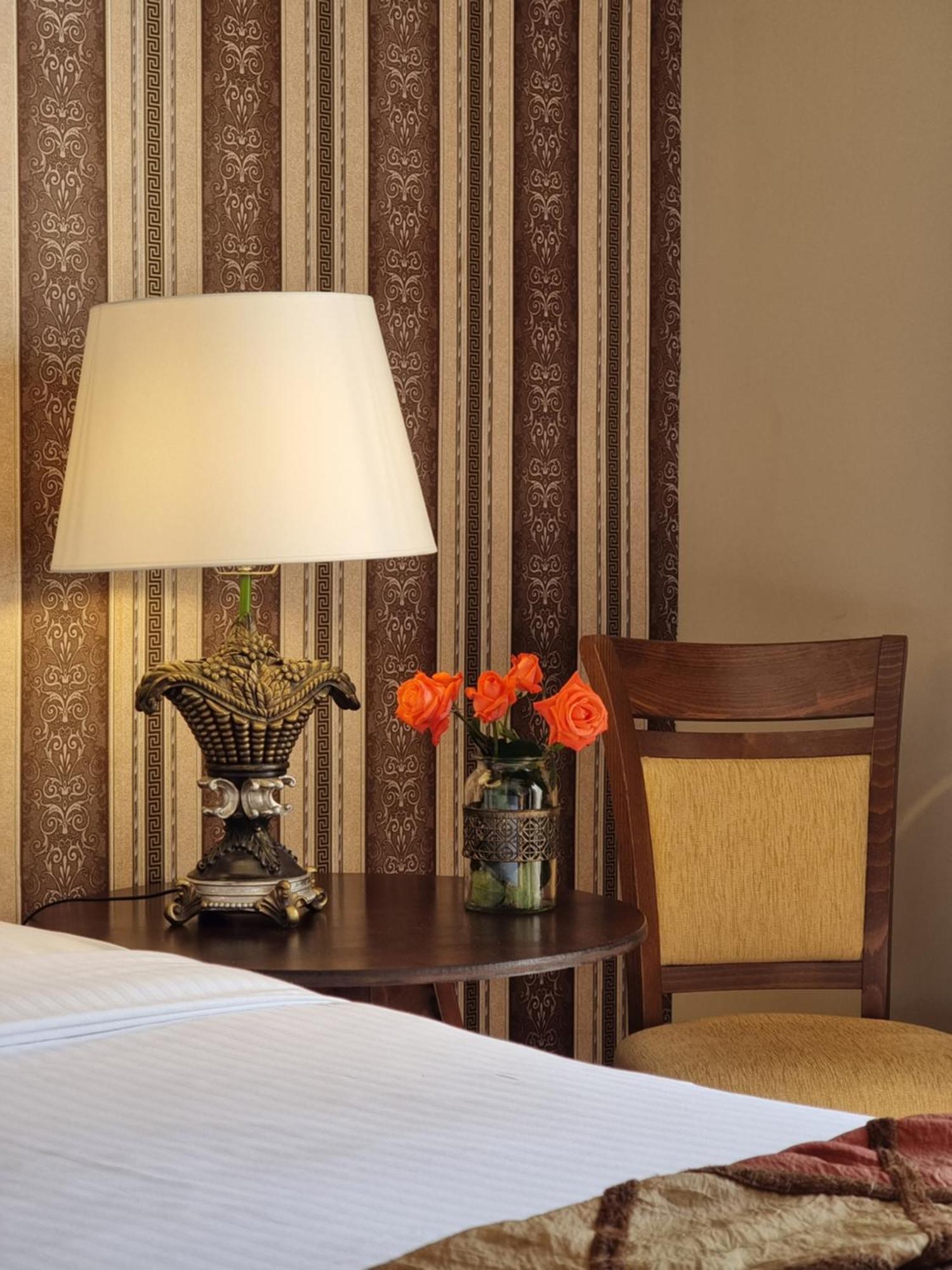 Likoria Hotel Arachova Ngoại thất bức ảnh